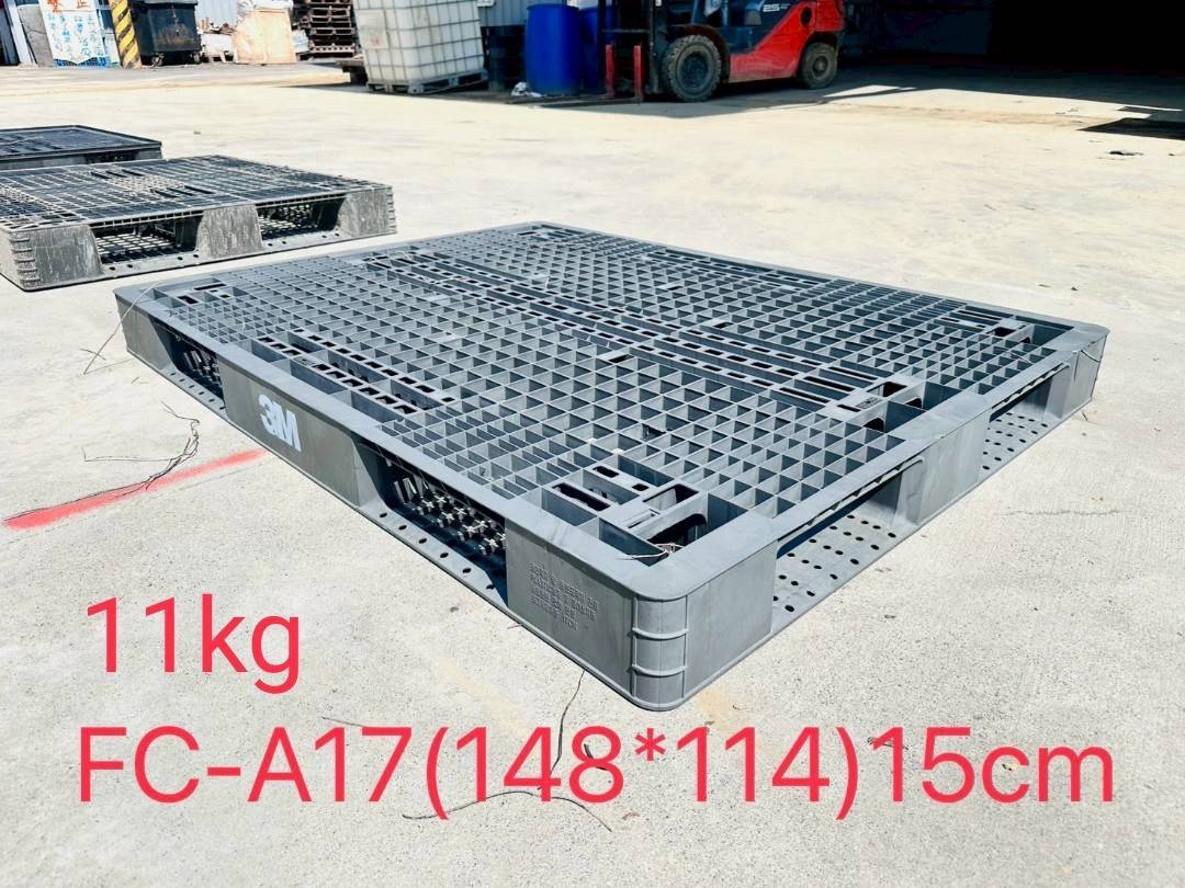 《型號:A17》中古網狀田字塑膠棧板 (140*110*15)