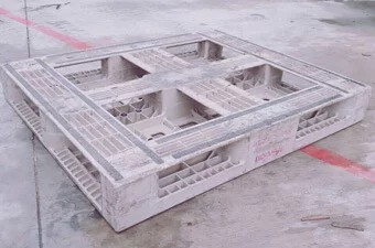 《型號:W》重型中古塑膠棧板 (110*90*14)