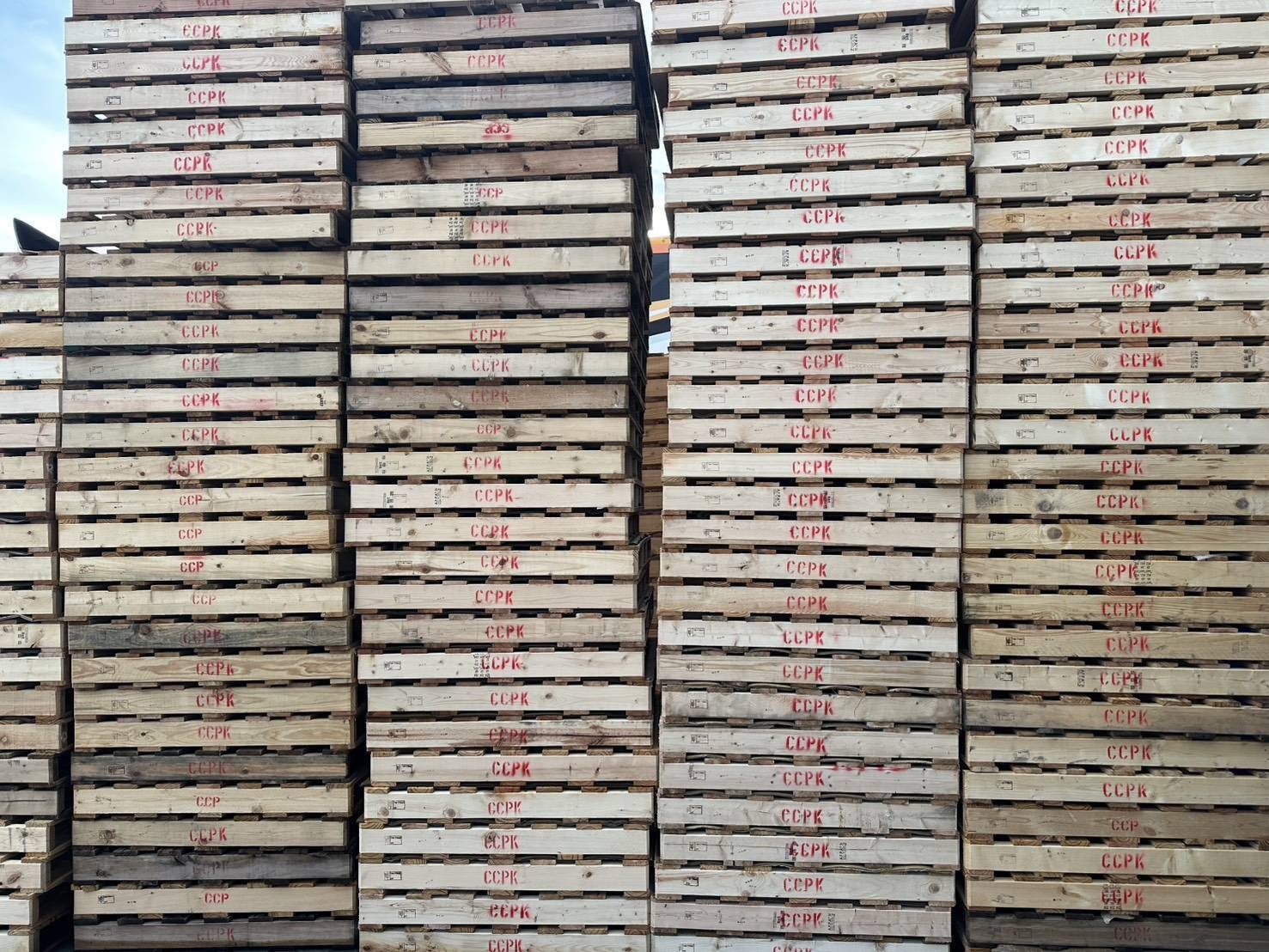 《型號:A10》中古美式木製棧板 (105*105*12)