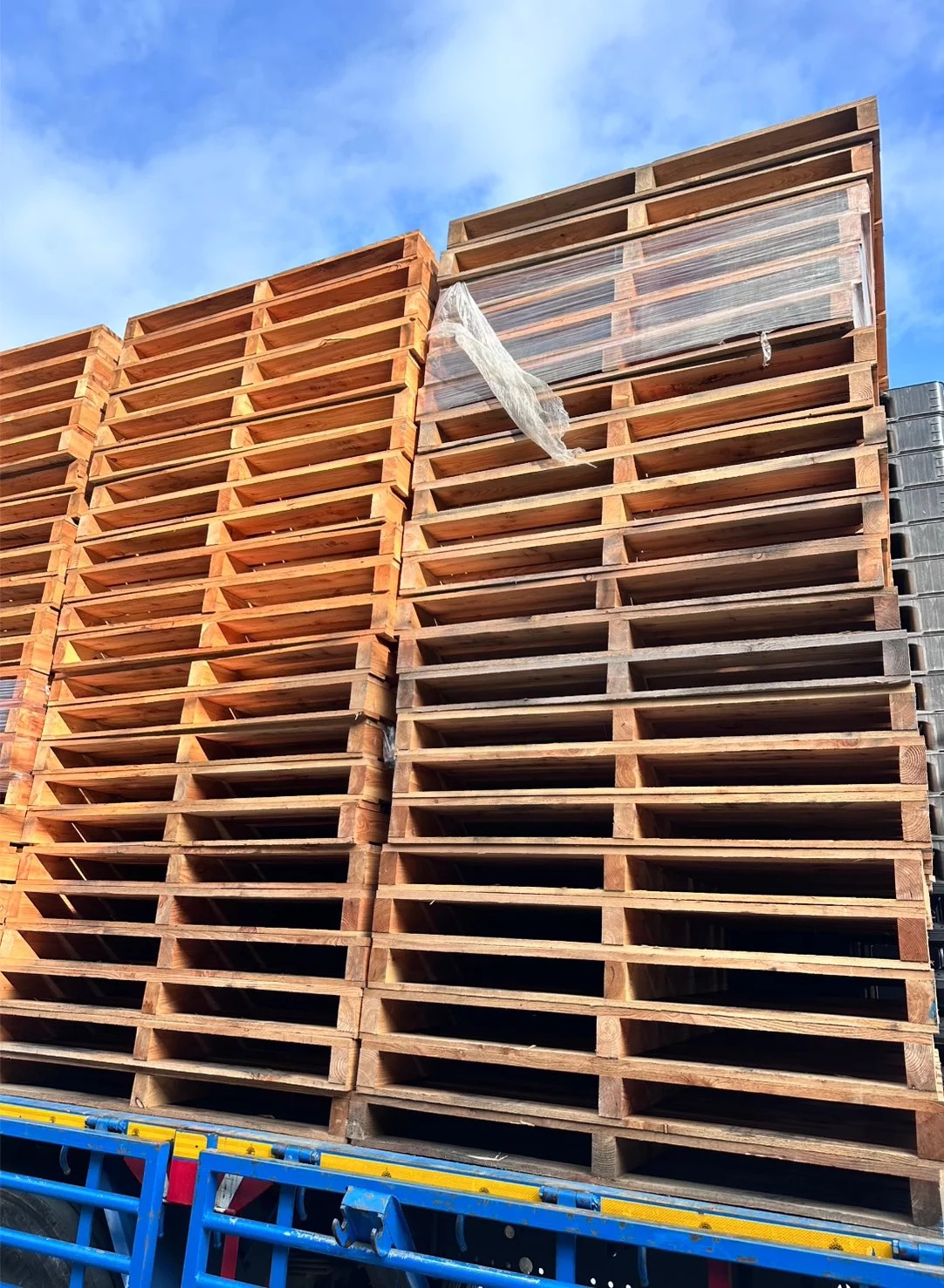 《型號:A12》中古美式木製棧板 (125*125*11)