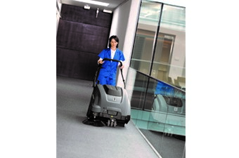 12. X-KM 75/40 電池(24V電池) 德國凱馳自驅式掃地機