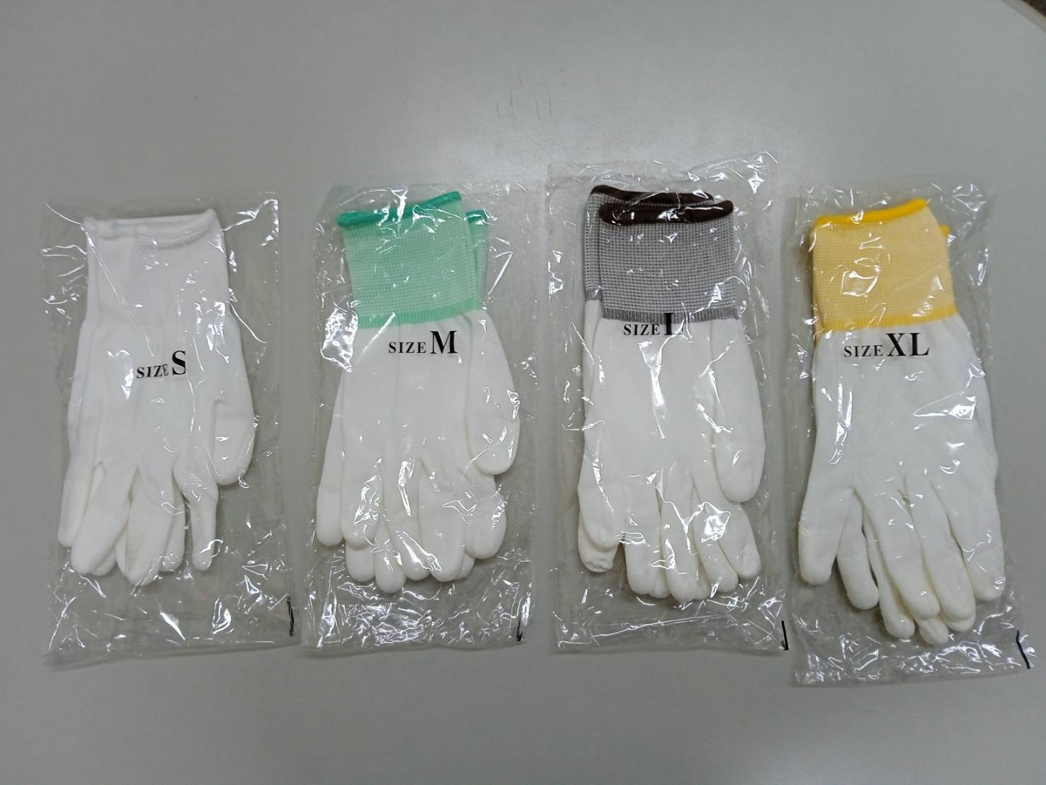 8.F-13PH 13針白PU指尖手套