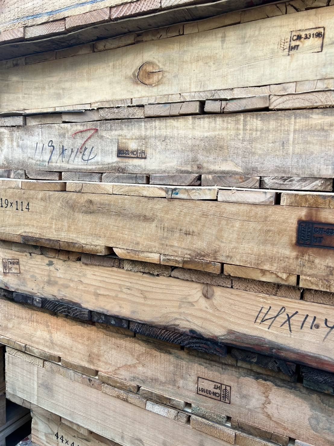 《型號:F》中古美式木製棧板 (114x119x12cm)(TE426)