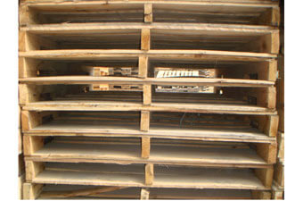 《型號:G》中古美式木製棧板-挖洞 (137*112)