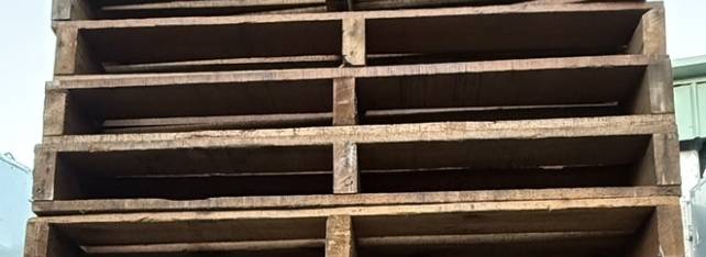 《型號:P》中古美式木製棧板 (120*120*14) 三支腳&四支腳