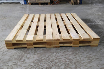 《型號:R》中古美式木製棧板 (152*146*16)