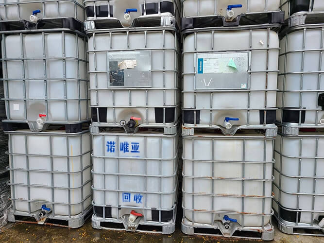 《沒清洗》中古IBC化工桶【C】TE320(原裝內容物:水玻璃)