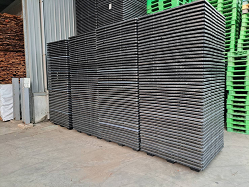 《型號:A28》中古塑膠棧板 (120*120*13)