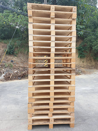 《型號:N》中古合板棧板(110*110)