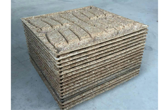 40. V-S4-120100-71 標準九磚綠色木屑環保棧板