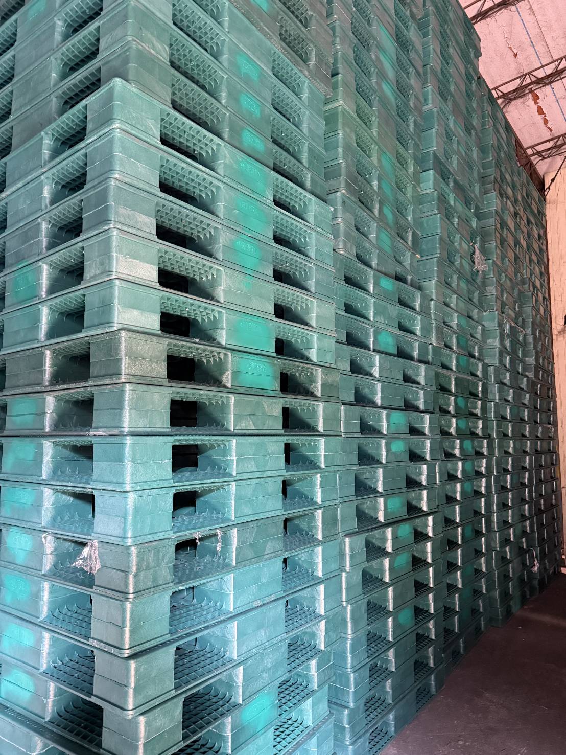 《型號:A31》中古塑膠棧板 (114*114*15cm)(TE114)