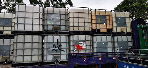 《微清洗》中古IBC化工桶【J】(TE375)(原裝內容物:飼料添加劑，無毒)