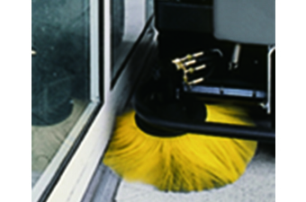 14. X-KM 100/100汽油 德國凱馳駕駛式掃地機