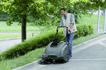 19. X-KM 75 / 40 汽油 德國凱馳自驅式掃地機